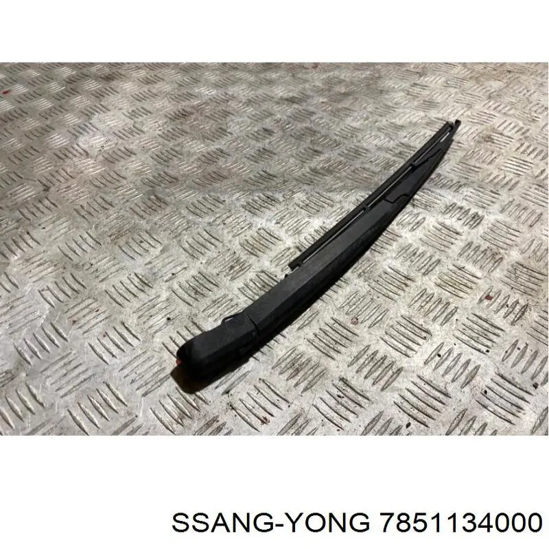 Ramię wycieraczki szyby tylnej Ssang Yong 7851134000 cena, od 41,37 USD