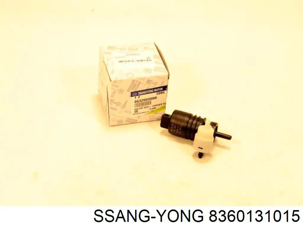 8360131015 Ssang Yong Lampa zespolona tylna lewa