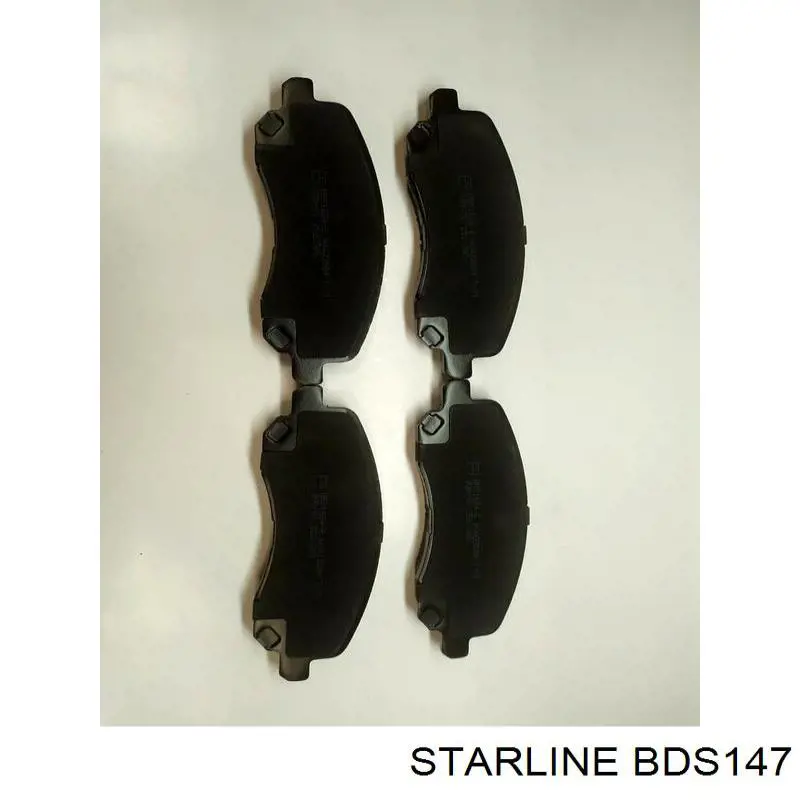 BDS147 Starline Klocki hamulcowe przednie tarczowe