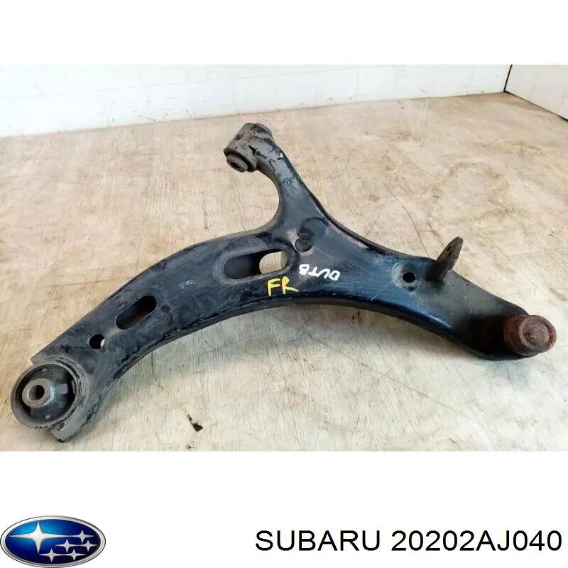 Wahacz zawieszenia przedniego dolny prawy Subaru 20202AJ040 cena, od 104,36 USD