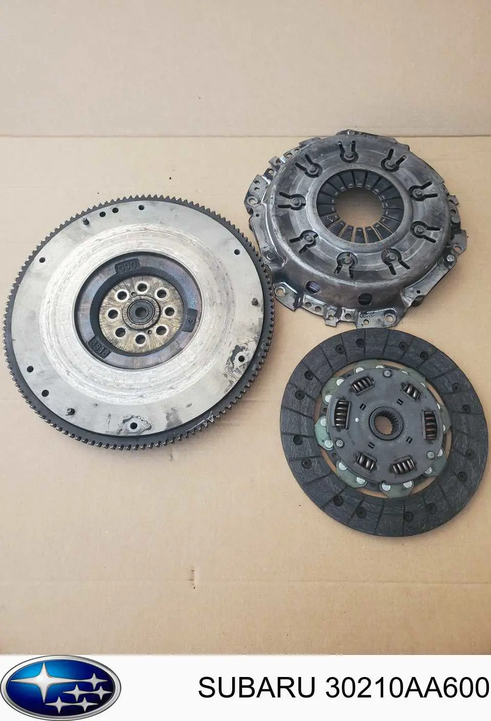 Docisk sprzęgła Subaru 30210AA600 cena, od 82,33 USD