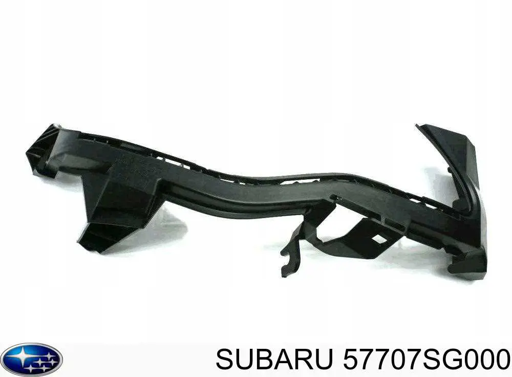 57707SG000 Subaru Wspornik (adapter) mocowania reflektora przedniego prawego