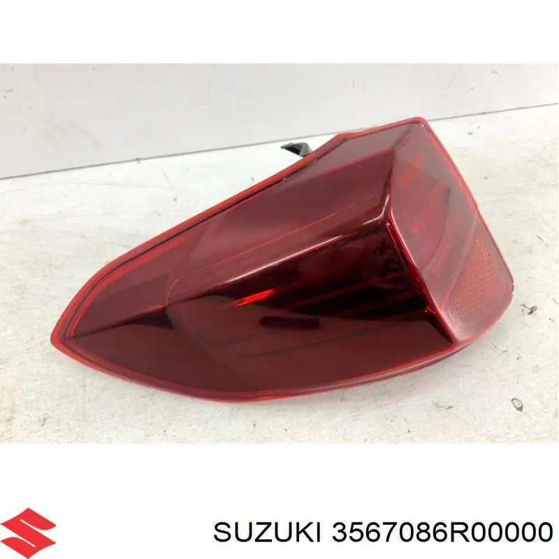 Do koszyka 3567086R00000 Suzuki Lampa zespolona tylna lewa