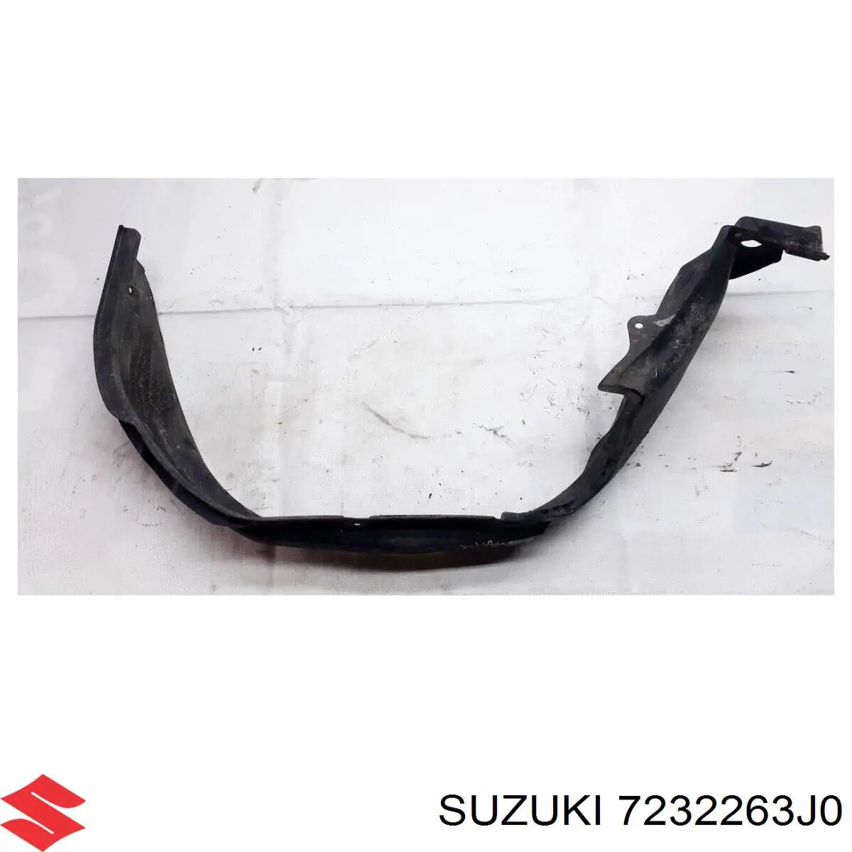 Do koszyka 7232263J0 Suzuki Nadkole błotnika przedniego lewe
