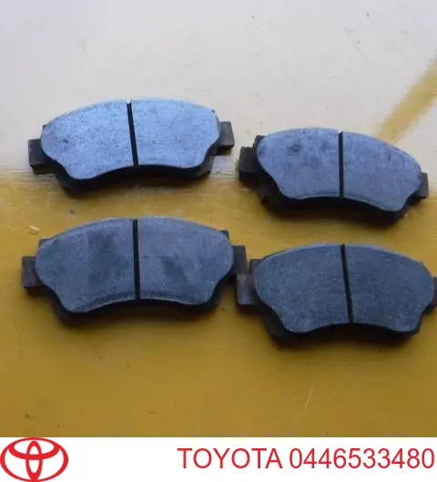 Klocki hamulcowe przednie tarczowe Toyota 0446533480 cena, od 33,38 USD