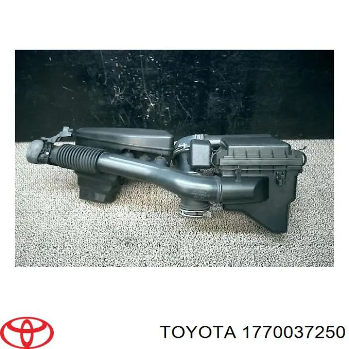 Obudowa filtra powietrza Toyota Prius hatchback (ZVW30) (2009 - 2016) cena, od 7,82 USD