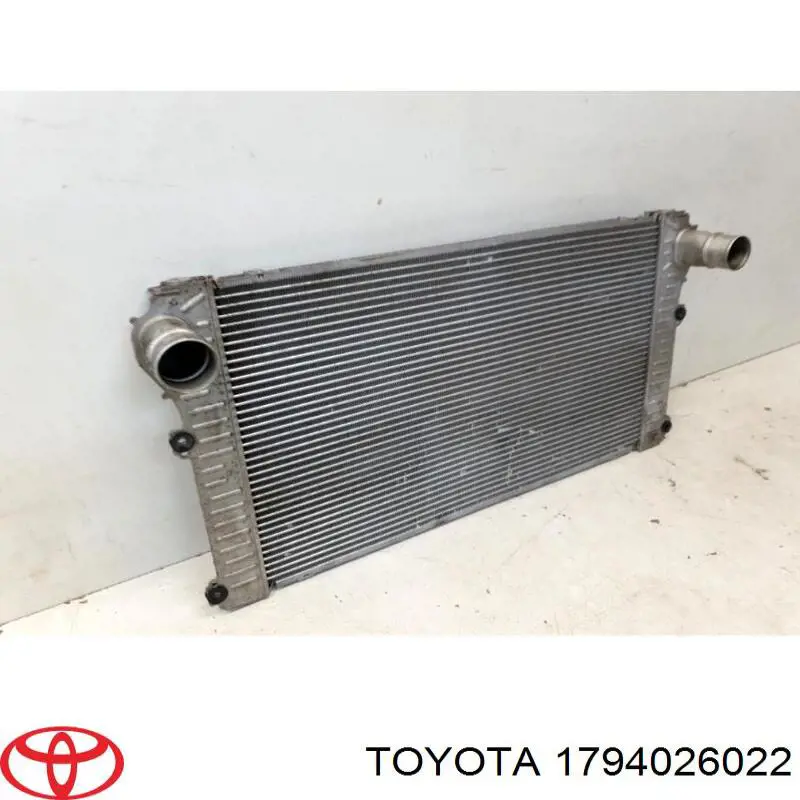 Chłodnica intercoolera Toyota 1794026022 cena, od 168,55 USD