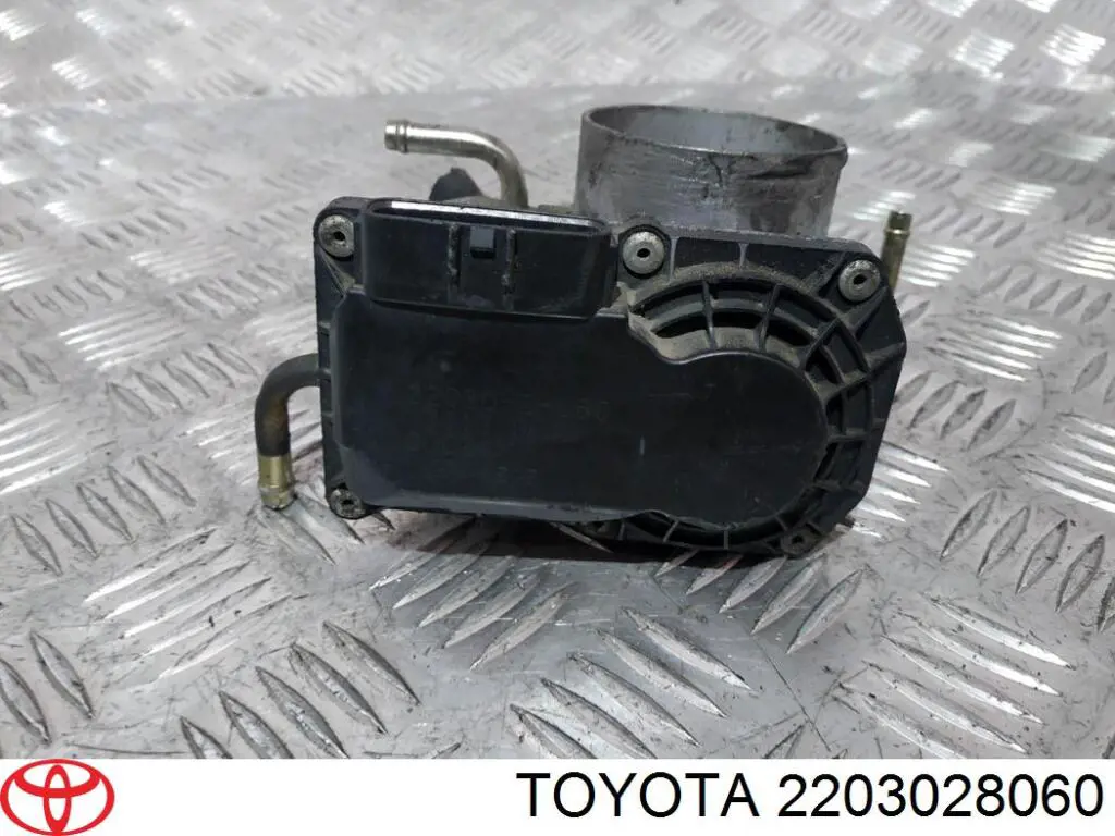 2203028061 Toyota Przepustnica, komplet