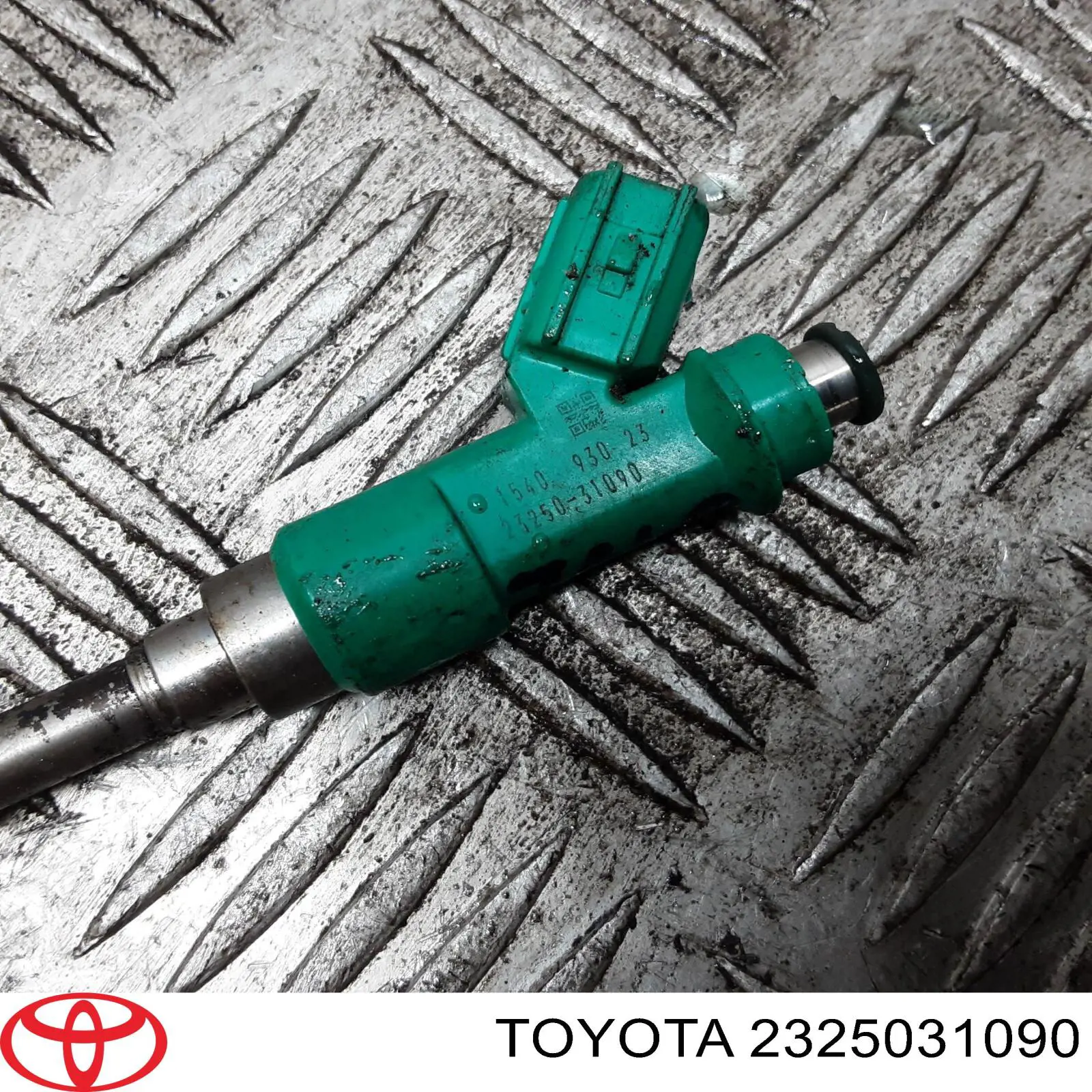 Wtryskiwacz paliwa Toyota 2325031090 cena, od 65,93 USD