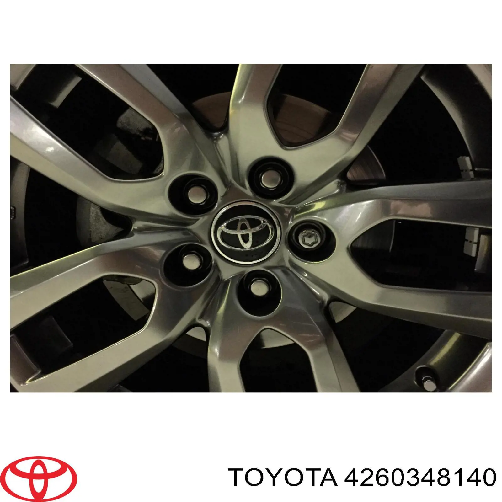 4260348140 Toyota Kołpak do obręczy koła