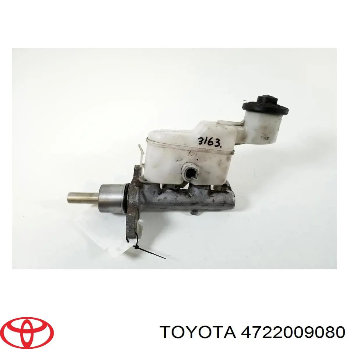 Do koszyka Zbiorniczek głównego cylindra hamulcowego (płynu hamulcowego) Toyota Hilux  KUN25