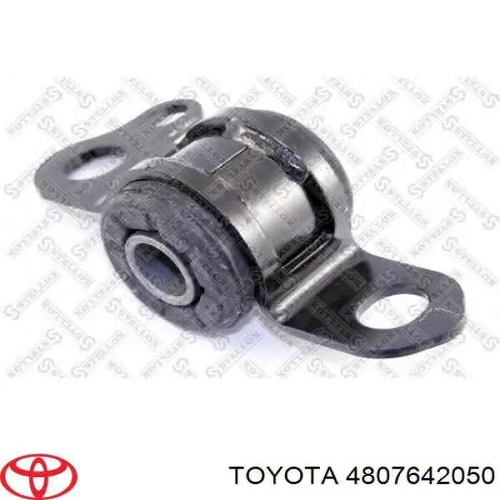 Do koszyka 4807642050 Toyota Silentblock przedniego wahacza dolnego