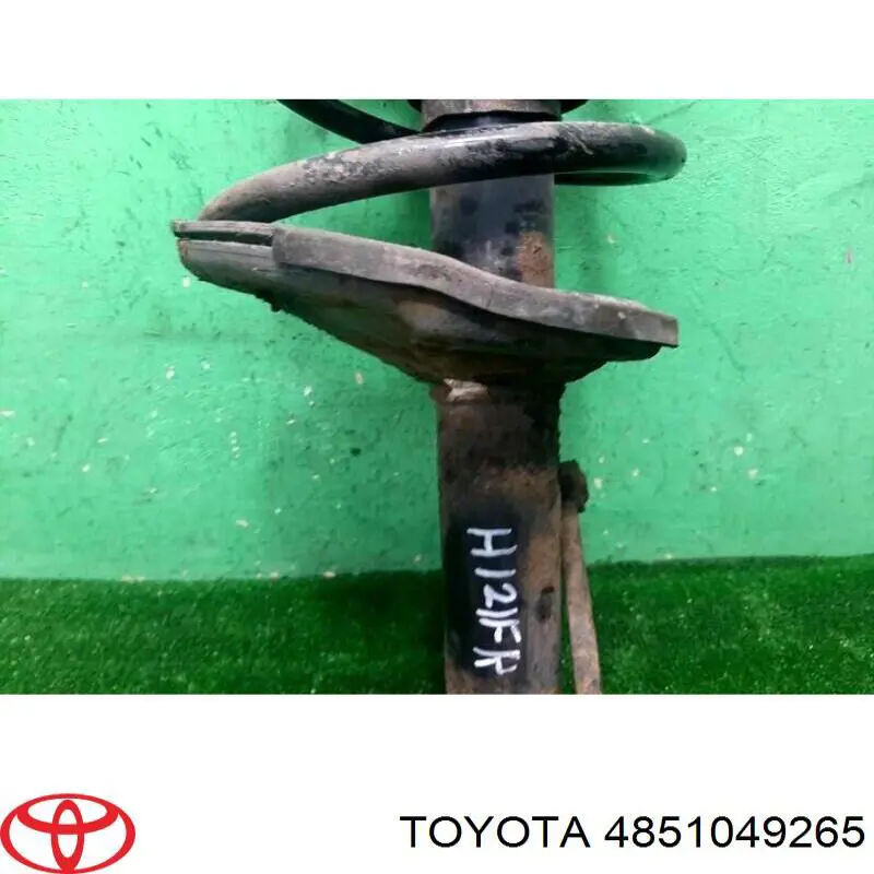 Do koszyka 4851049265 Toyota Amortyzator przedni prawy