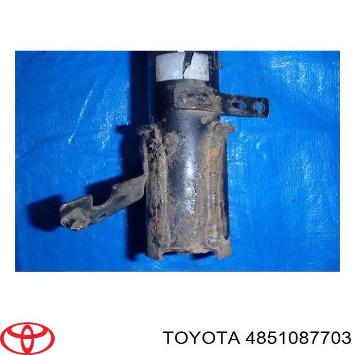 Amortyzator przedni Toyota Corolla sedana (E11) (1997 - 2001) cena, od 206,89 USD