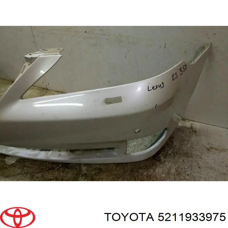 Zderzak przedni Toyota 5211933975 cena, od 223,52 USD