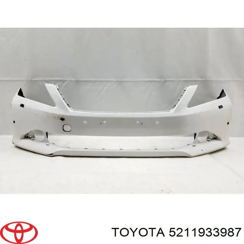 5211933987 Toyota Zderzak przedni
