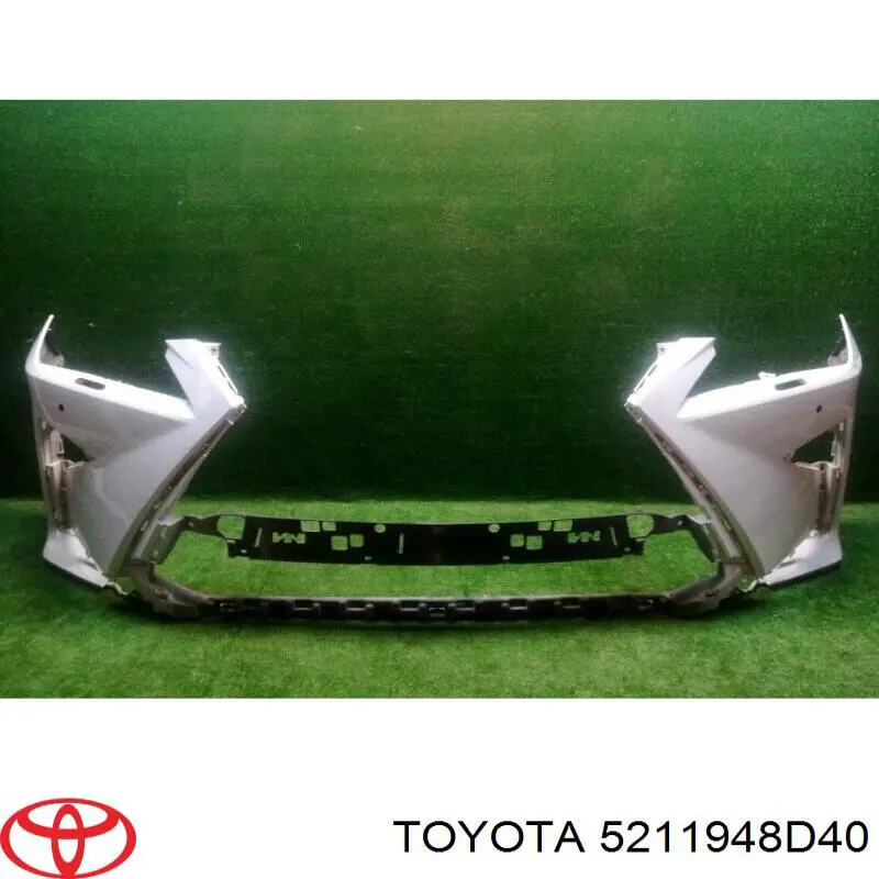 Zderzak przedni 5211948D40 Toyota