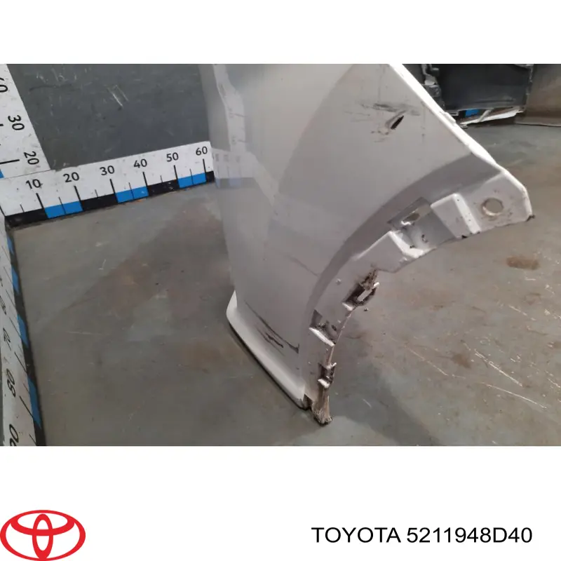 Do koszyka 5211948D40 Toyota Zderzak przedni