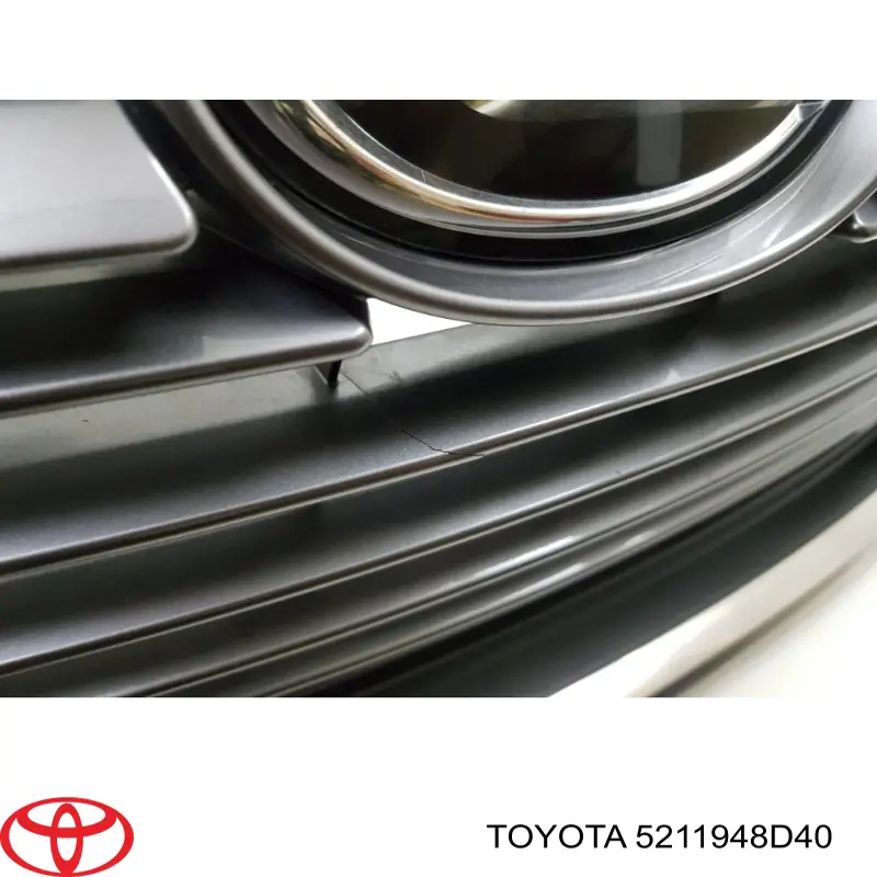 Do koszyka 5211948D40 Toyota Zderzak przedni