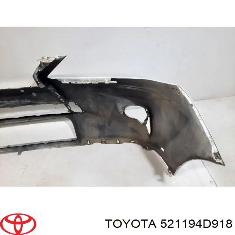 Zderzak przedni 521194D918 Toyota