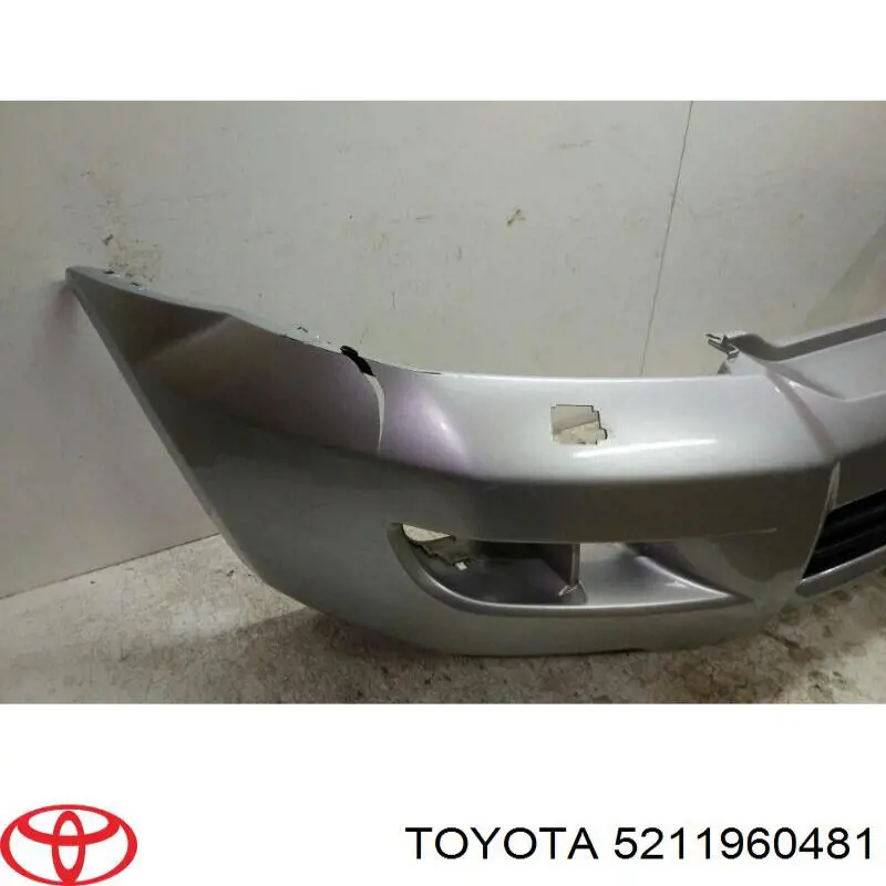 Do koszyka 5211960481 Toyota Zderzak przedni