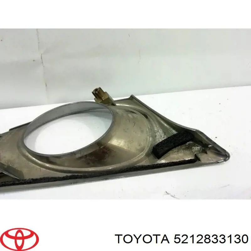 Do koszyka 5212833130 Toyota Zaślepka (kratki) lamp przeciwmgielnych zderzaka przedniego lewa