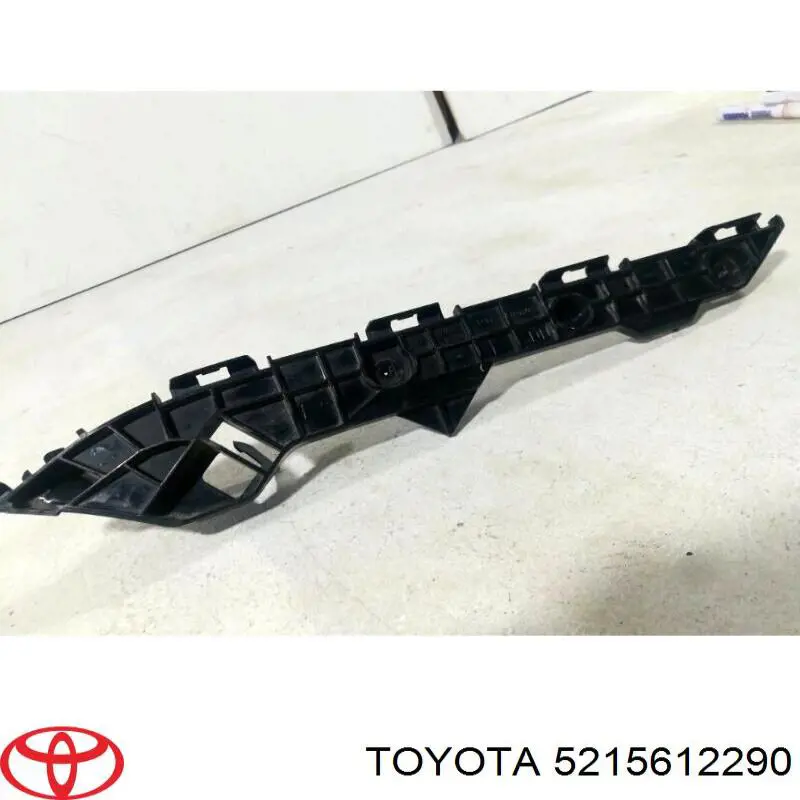 5215612290 Toyota Wspornik zderzaka tylnego lewy