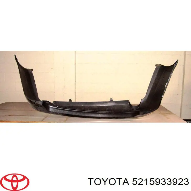 Do koszyka 5215933923 Toyota Zderzak tylny