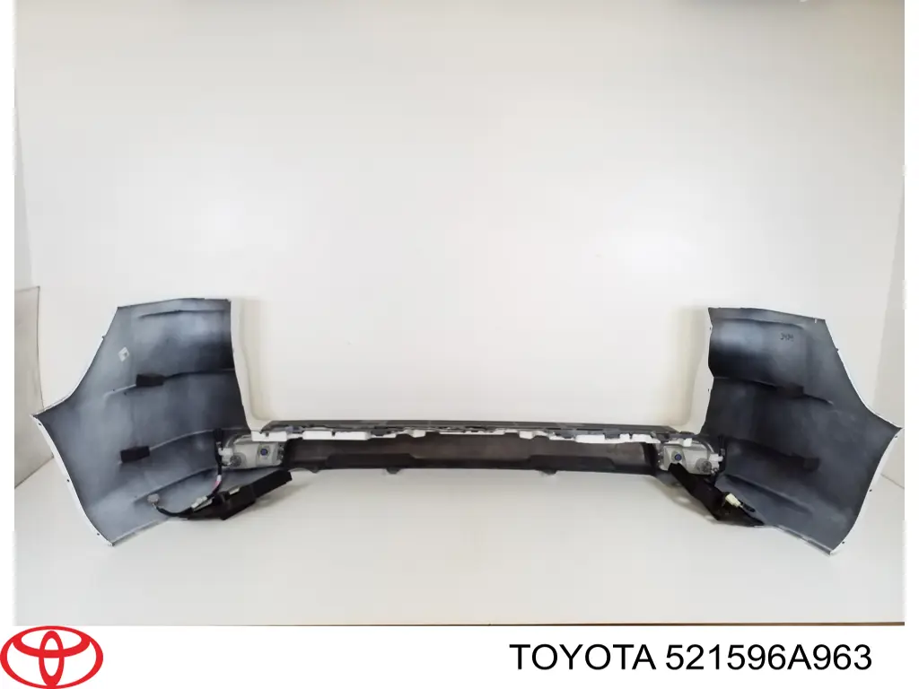 521596A963 Toyota Zderzak tylny