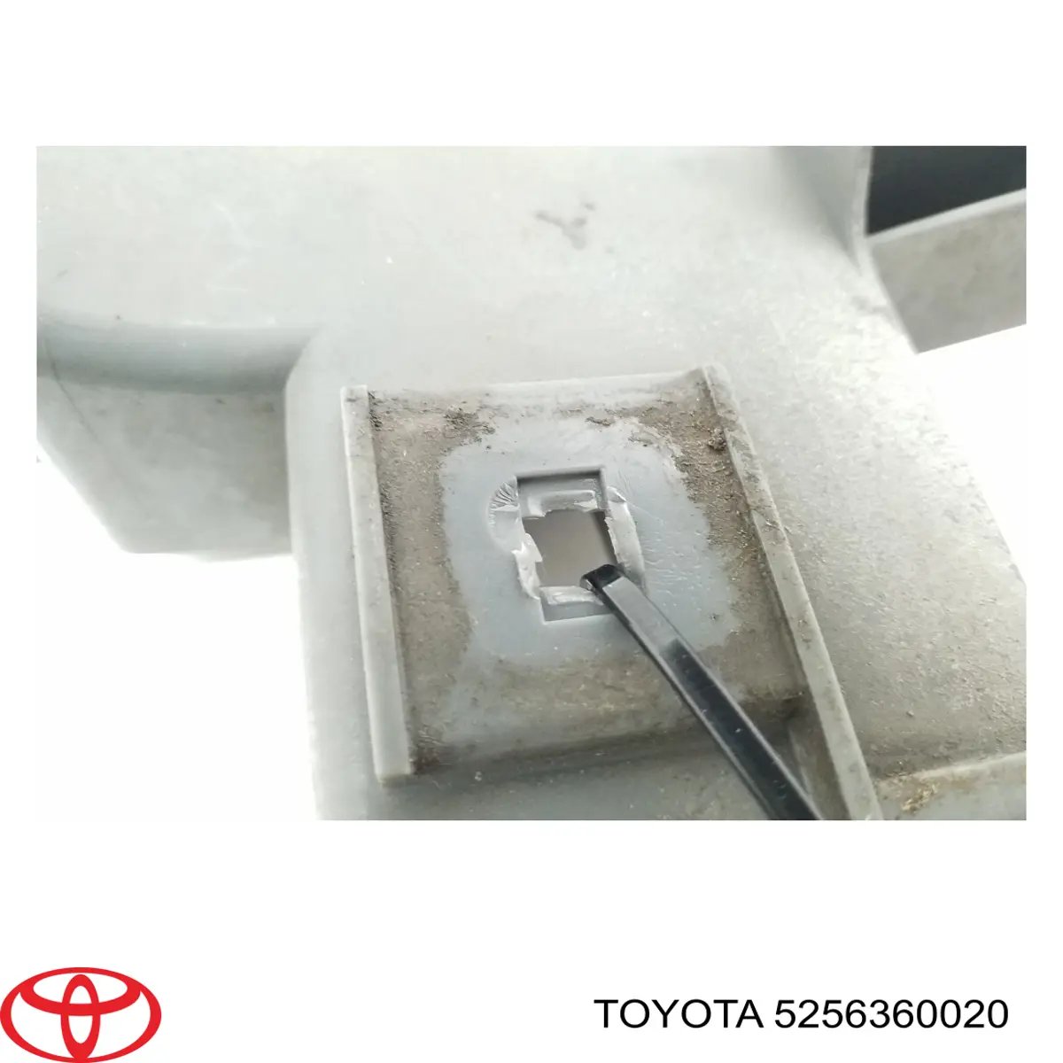 Prowadnica zderzaka tylnego lewa Toyota 5256360020 cena, od 25,55 USD