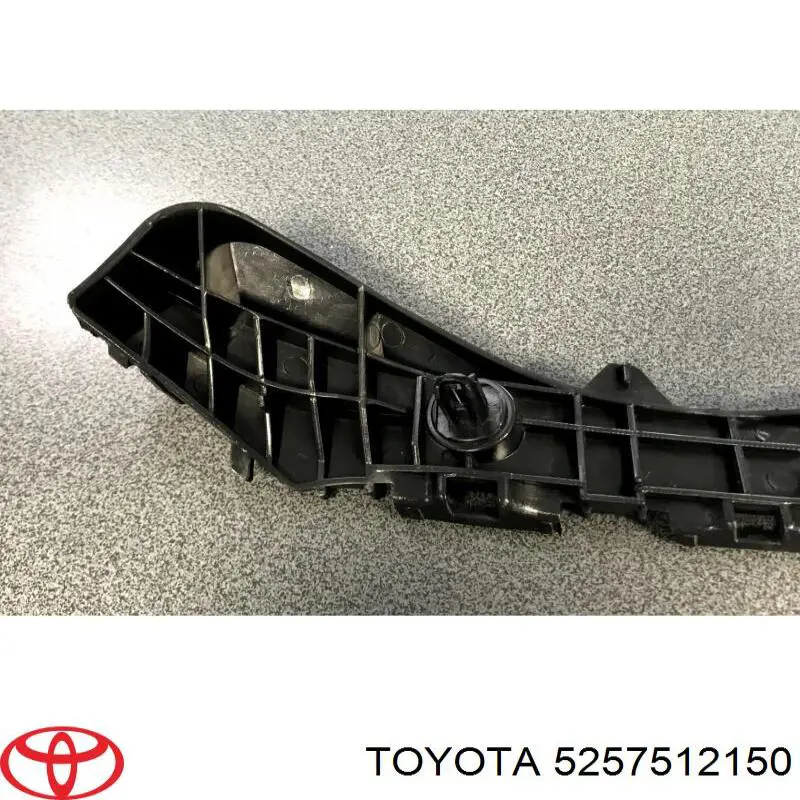 Wspornik zderzaka tylnego prawy Toyota 5257502070 cena, od 53,86 USD
