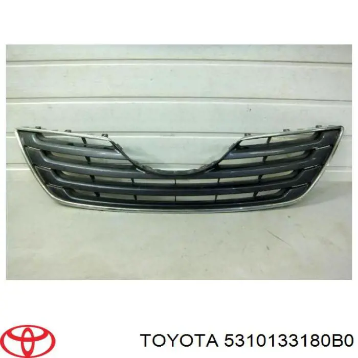 5310133180B0 Toyota Atrapa chłodnicy