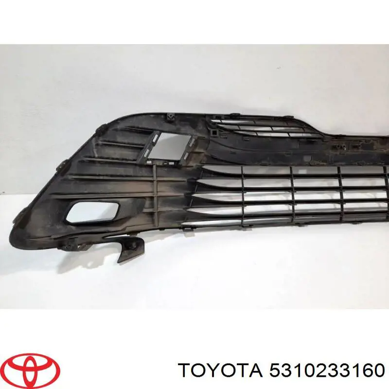 Kratka zderzaka przedniego Toyota 5310233160 cena, od 267,56 USD