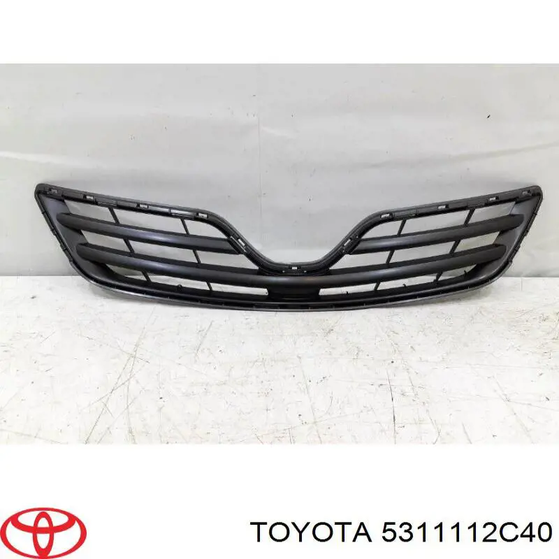 Atrapa chłodnicy Toyota 5311112C40 cena, od 51,60 USD