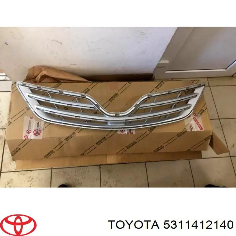 Do koszyka 5311412140 Toyota Atrapa chłodnicy
