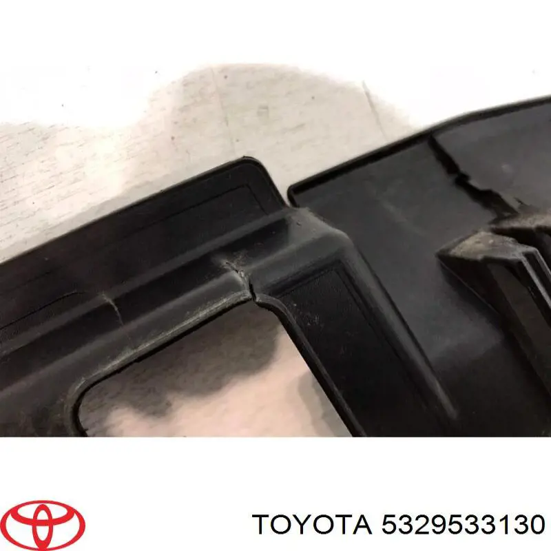Kierownica powietrza/deflektor chłodnicy górna Toyota 5329533130 cena, od 67,20 USD