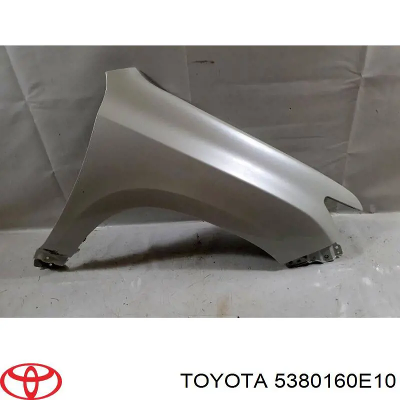 5380160E10 Toyota Błotnik przedni prawy