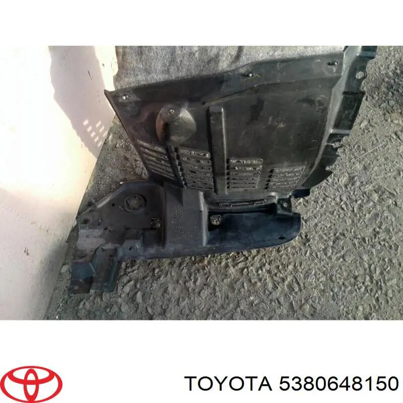 Nadkole błotnika przedniego lewe Toyota 5380648150 cena, od 313,84 USD