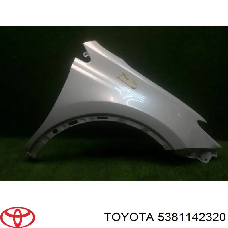 Błotnik przedni prawy Toyota 5381142320 cena, od 170,34 USD