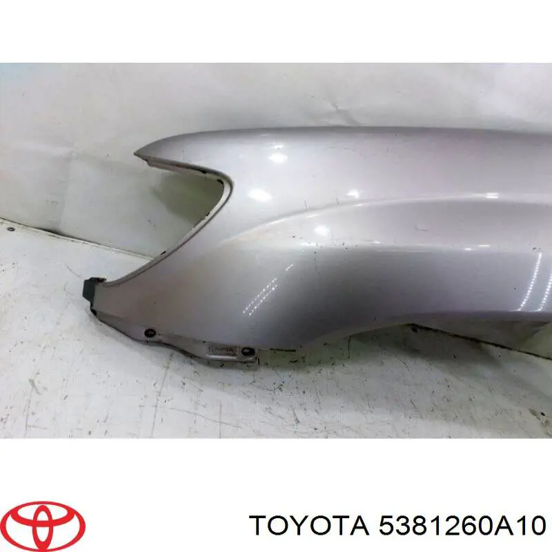 Błotnik przedni lewy 5381260A10 Toyota