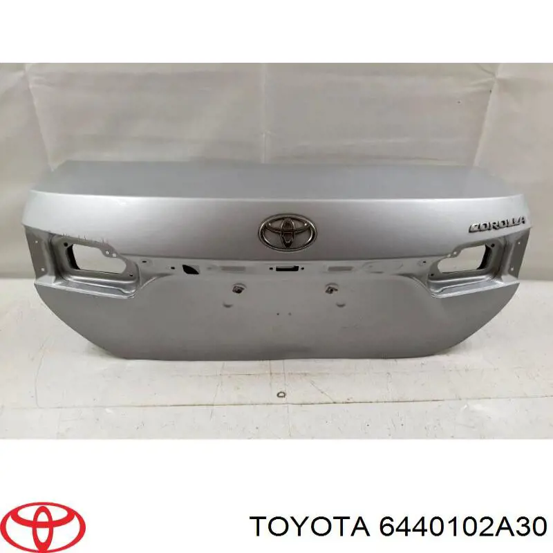 Klapa bagażnika Toyota Corolla sedana (E18) (2013 - 2021) cena, od 279,58 USD