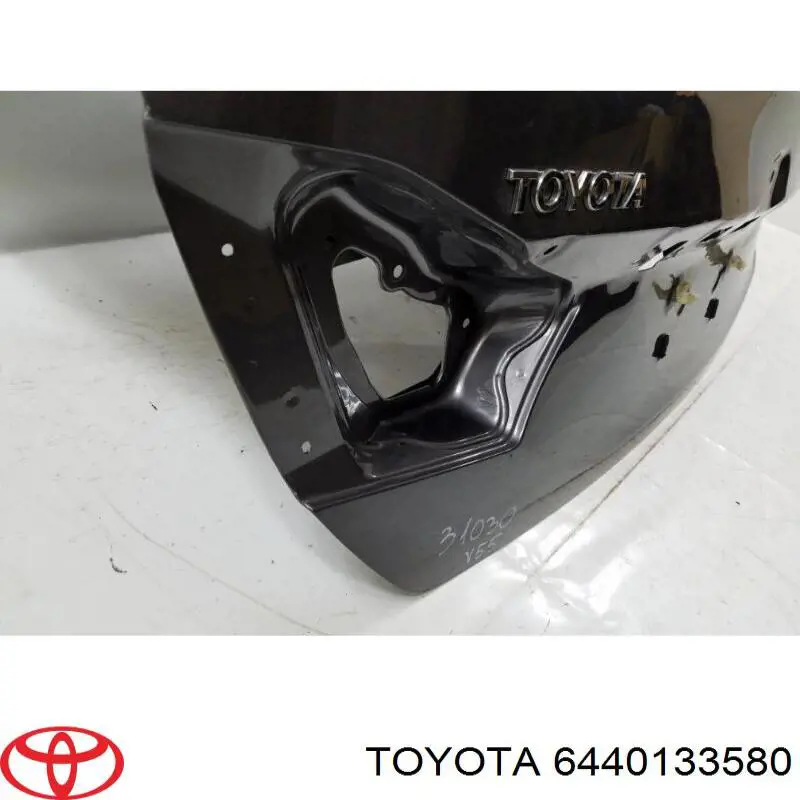 Klapa bagażnika Toyota 6440133580 cena, od 705,22 USD