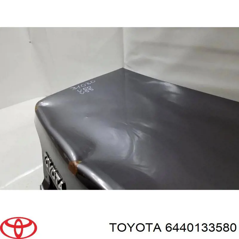 Do koszyka 6440133580 Toyota Klapa bagażnika