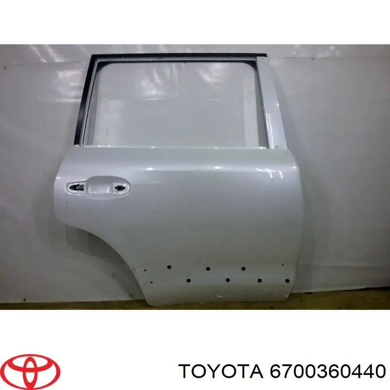 Drzwi tylne prawe Toyota 6700360420 cena, od 1608,97 USD