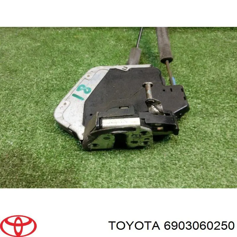 Zamek drzwi przednich prawych do Lexus RX 270/350/450H AGL10, GGL15, GYL15