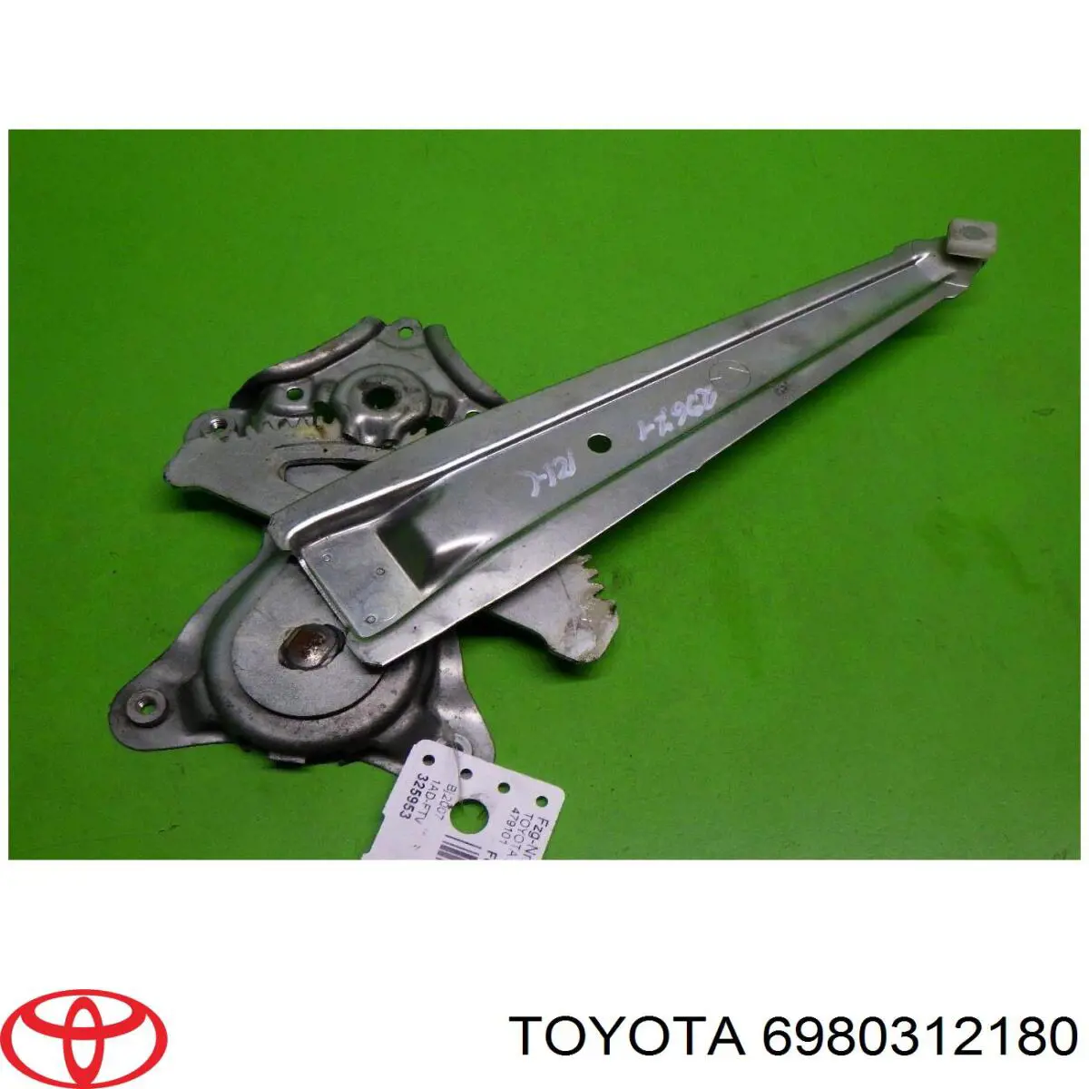 Mechanizm podnoszenia szyby drzwi tylnych prawych Toyota 6980312180 cena, od 73,21 USD