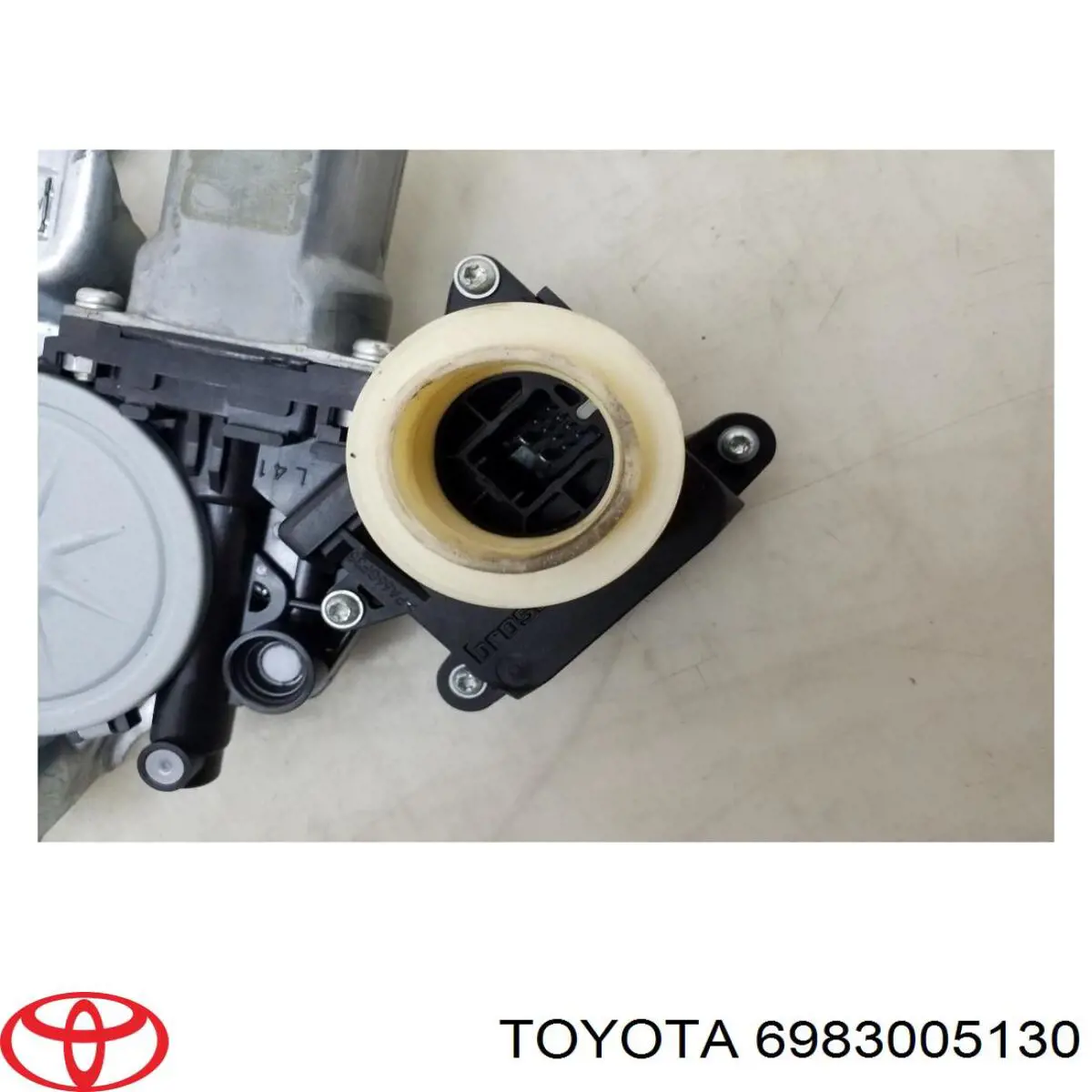Do koszyka 6983005130 Toyota Mechanizm podnoszenia szyby drzwi tylnych prawych