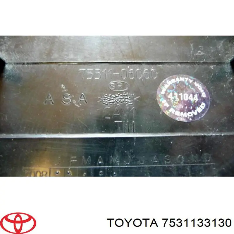 Emblemat na atrapę chłodnicy Toyota 7531133130 cena, od 32,51 USD