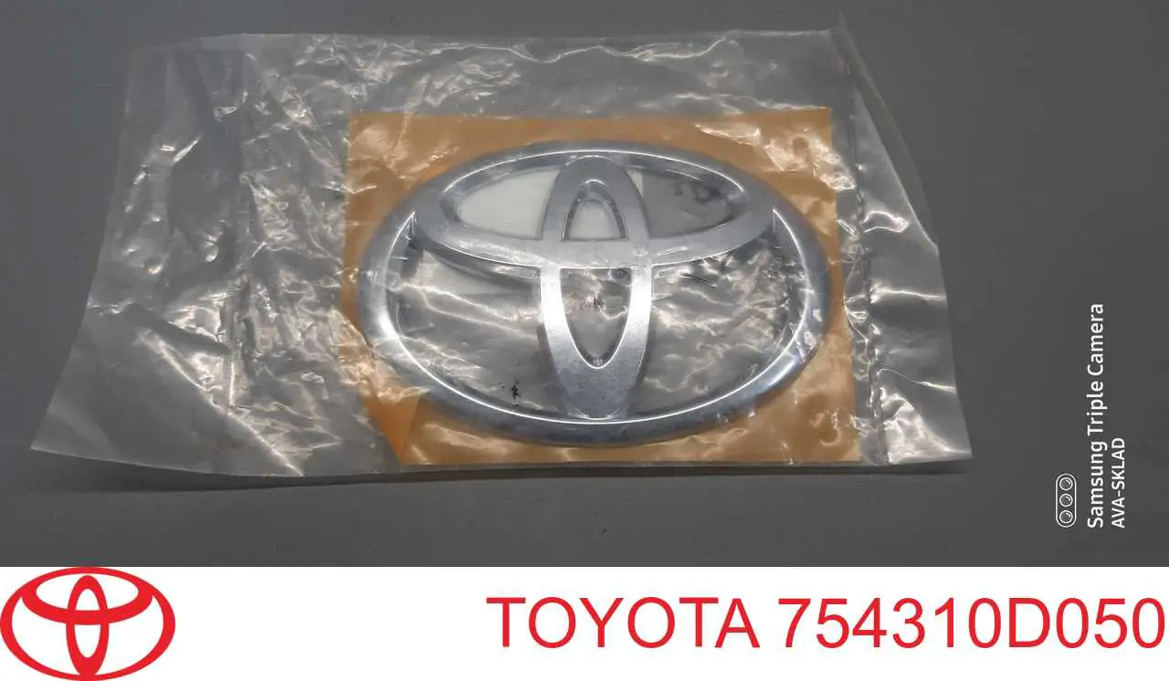 754310D050 Toyota Emblemat na klapę bagaznika (znaczek firmowy)