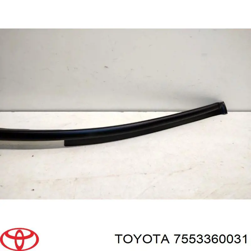 Listwa ochronna szyby przedniej prawa Toyota 7553360031 cena, od 142,21 USD